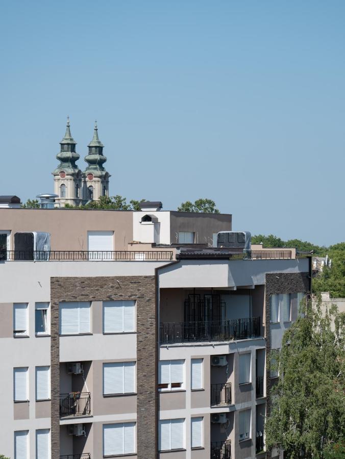 Green Apple Apartment Subotica Dış mekan fotoğraf