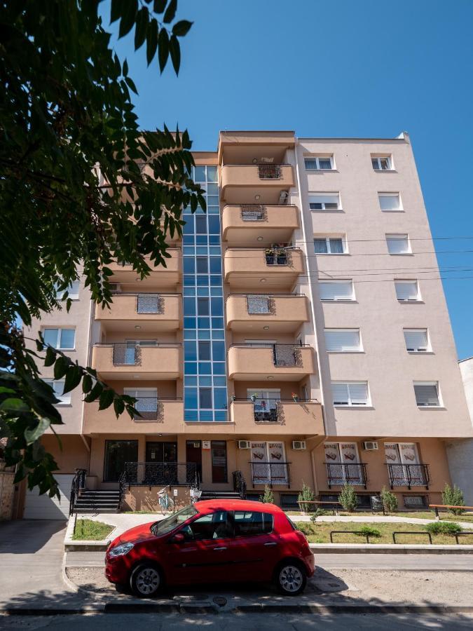 Green Apple Apartment Subotica Dış mekan fotoğraf