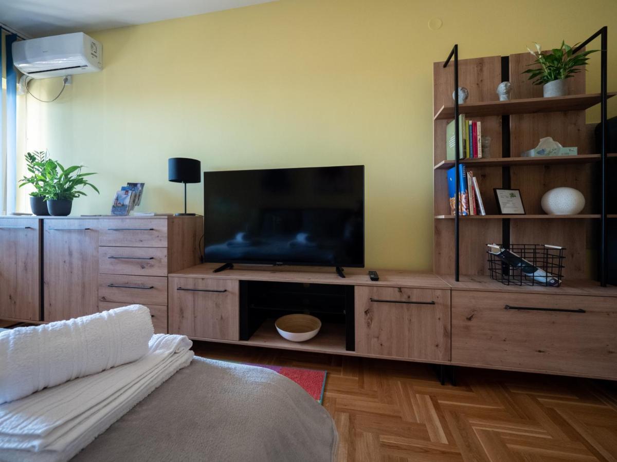 Green Apple Apartment Subotica Dış mekan fotoğraf