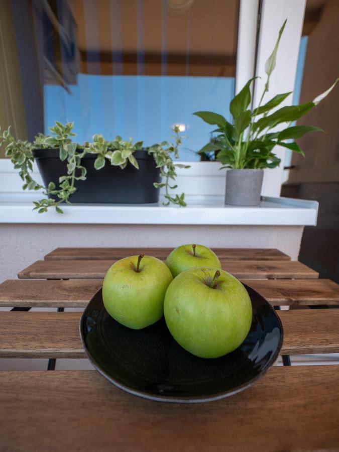 Green Apple Apartment Subotica Dış mekan fotoğraf